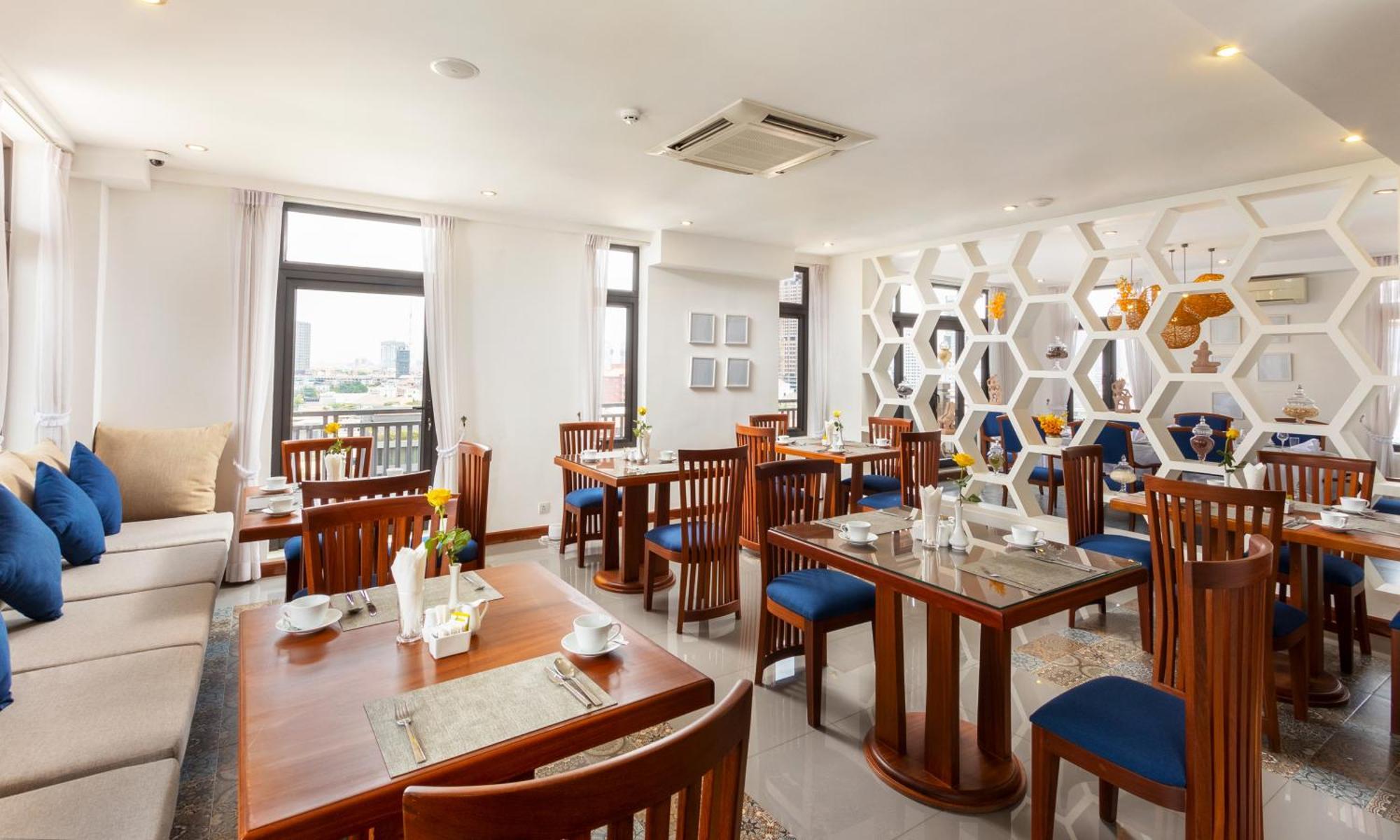 Jaya Suites Hotel Phnompen Kültér fotó