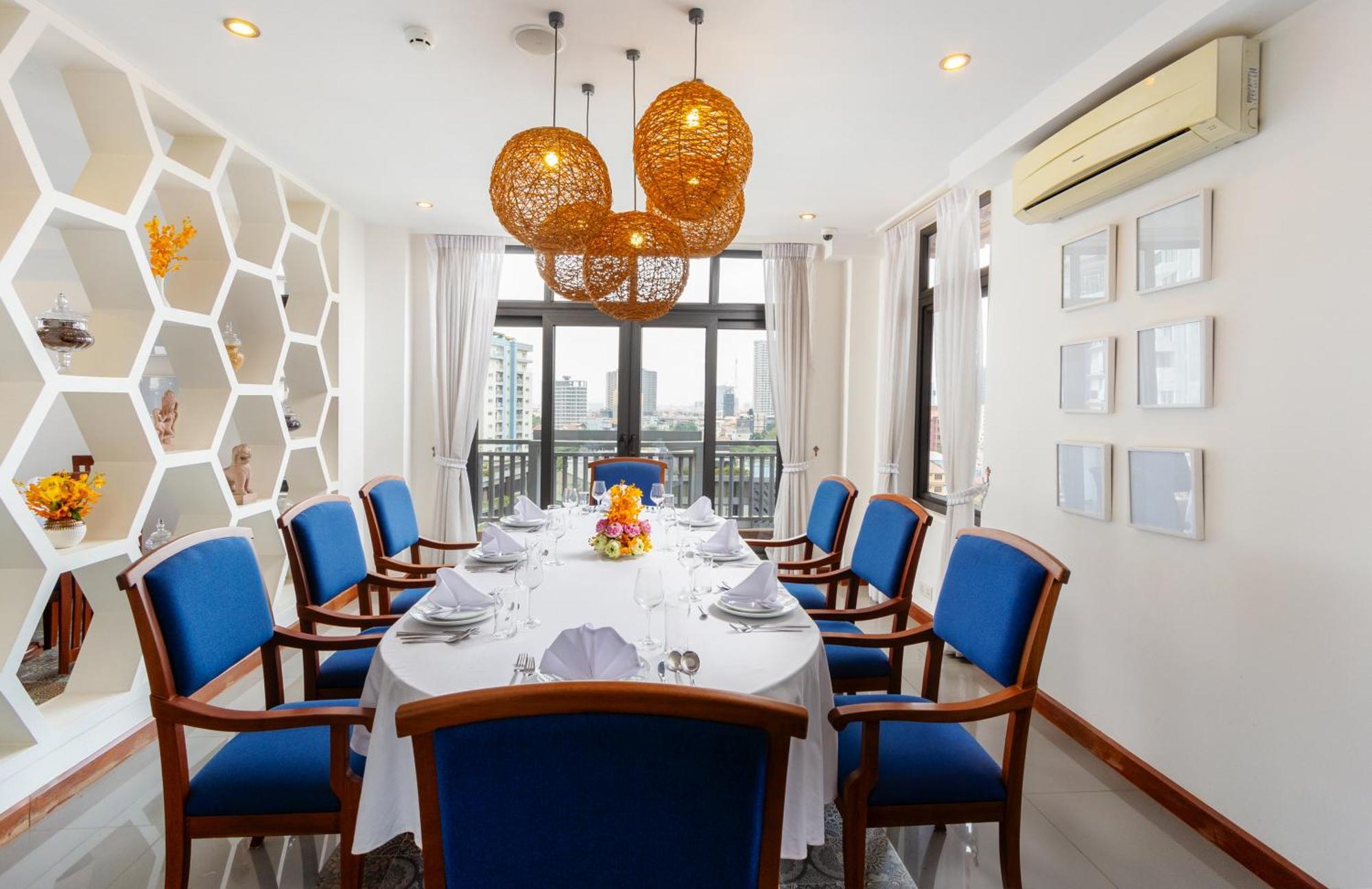 Jaya Suites Hotel Phnompen Kültér fotó
