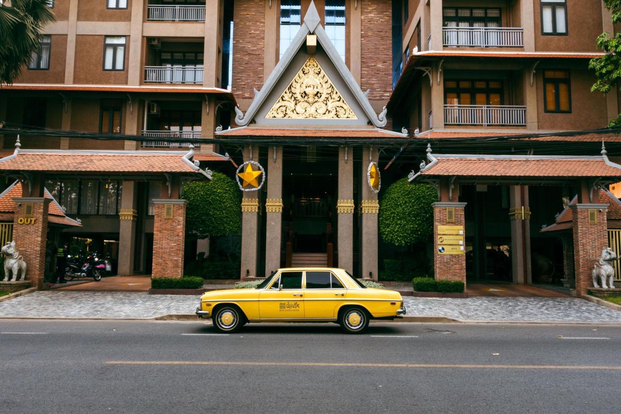 Jaya Suites Hotel Phnompen Kültér fotó