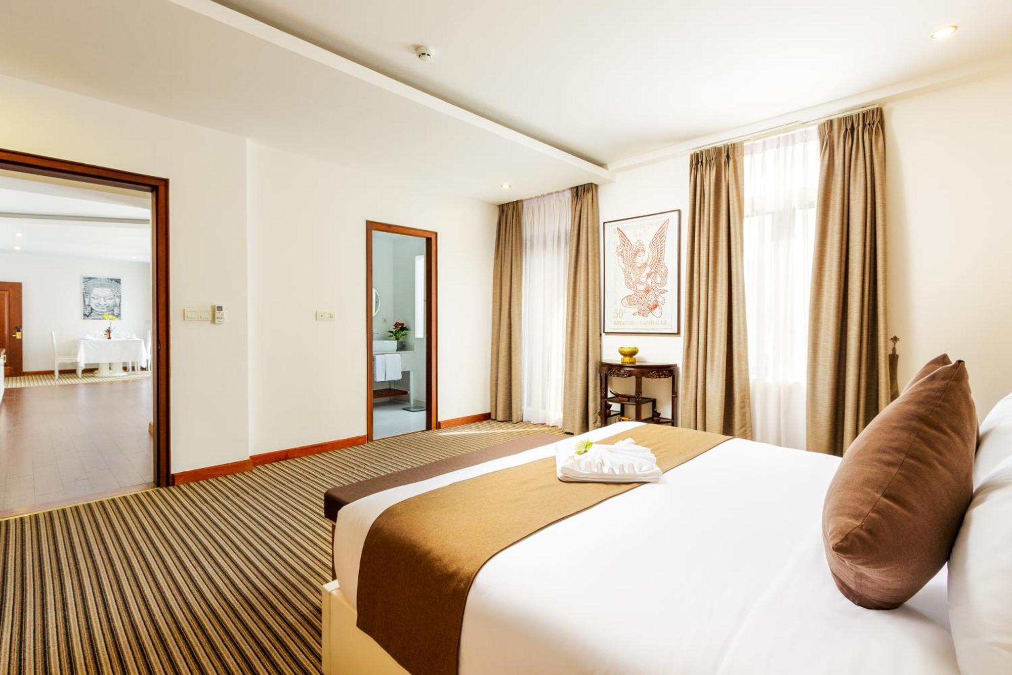 Jaya Suites Hotel Phnompen Kültér fotó