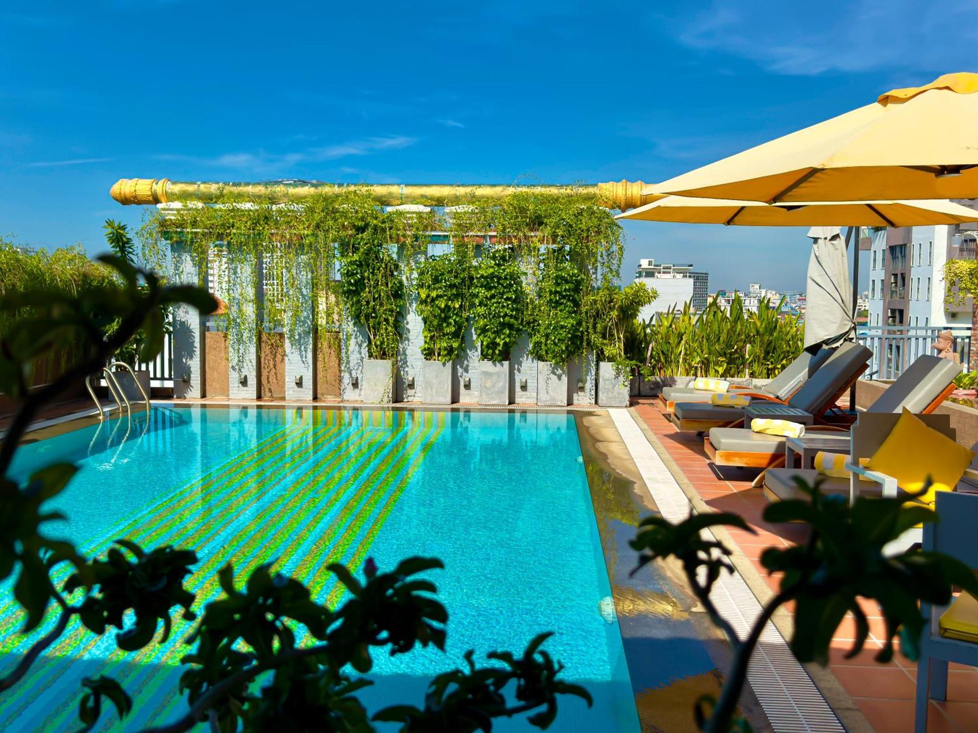 Jaya Suites Hotel Phnompen Kültér fotó
